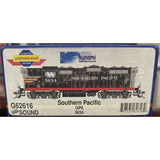 HO Scale Athearn G62616 Southern Pacific Black Widow #5634 HO GP9 Diesel w/DCC &