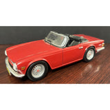 Ertl Grand Marques 1/18 Scale Diecast 1974 TR6 Triumph TR6 Roadster #33627 no bo
