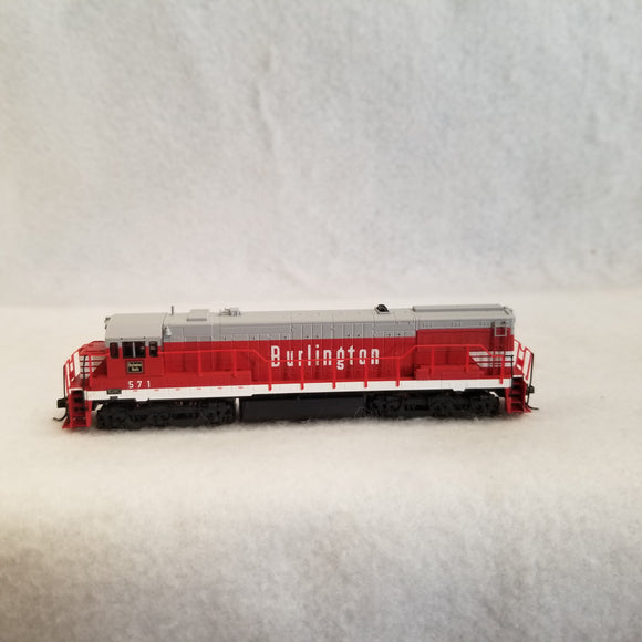 N Scale Arnold No.HN2311 Chicago Burlington And Quincy Locomotive #571