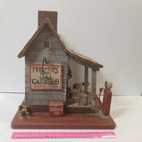 G Scale Wooden Mom And Pops Handmade Gas-N-Grub Structure