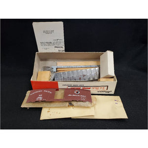 HO Scale Athearn Classic Era 40'6" Wooden Box Car Kit