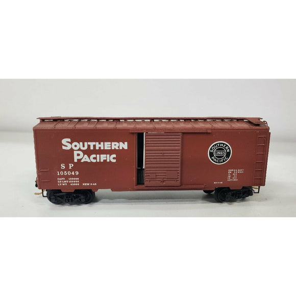 N Scale Micro Trains Southern Pacific 105049 Box Car
