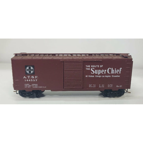 N Scale Micro Trains ATSF 144537 Super Chief Box Car