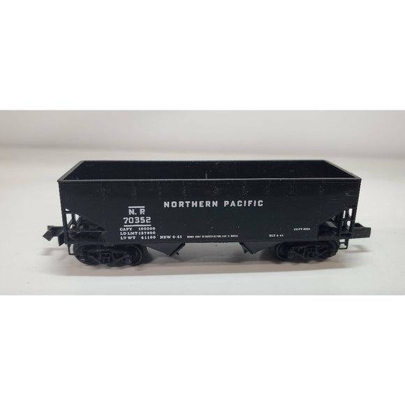 N Scale Micro Trains Northern Pacific 70352 Twin Hopper