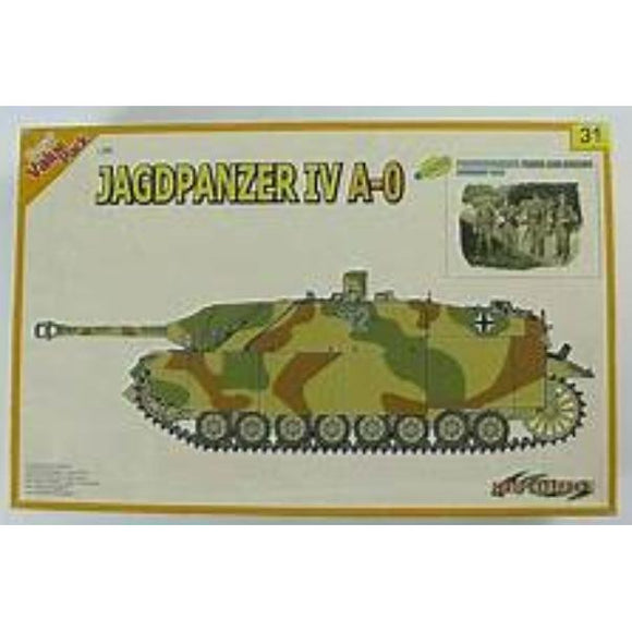 1/35 Scale Dragon 9131 Jagdpanzer IV A-O Super Value Pack w/Panzergrenadiers