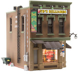 BR5024 HO B/U Corner Emporium