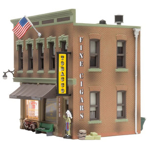 BR5024 HO B/U Corner Emporium