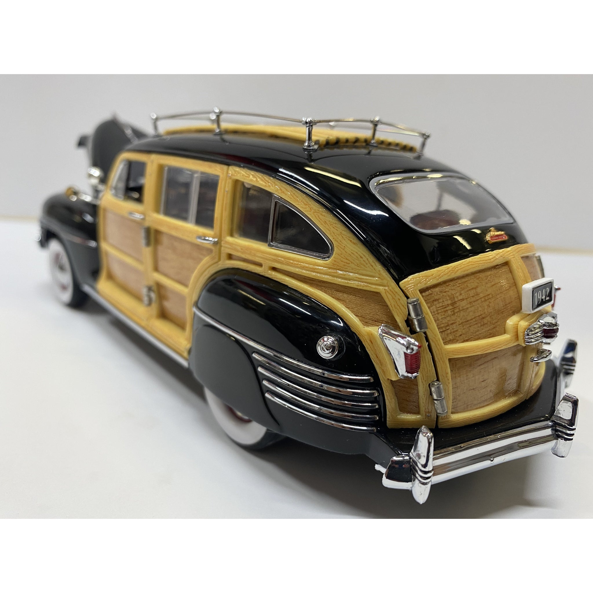 Danbury Mint 1942 Chrysler Town and Country – Swasey's Hardware